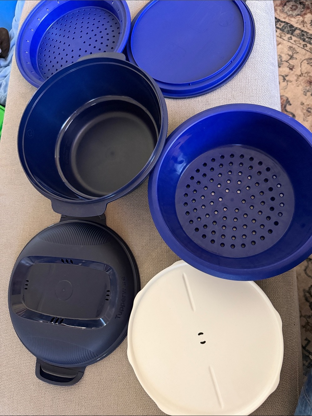 Tupperware Smart Microwave Multi-Cooker - Picture 2 of 9